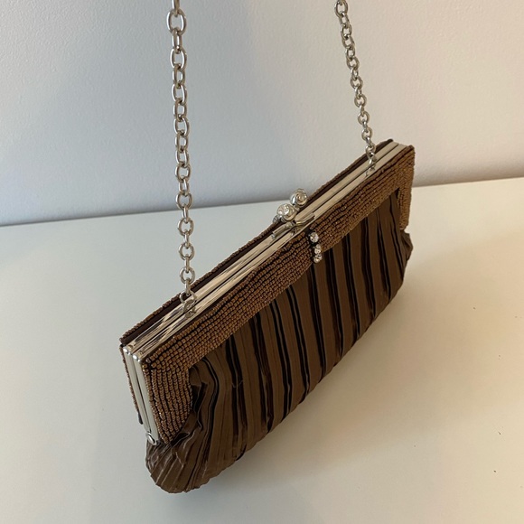 VINTAGE CLUTCH - Picture 3 of 7